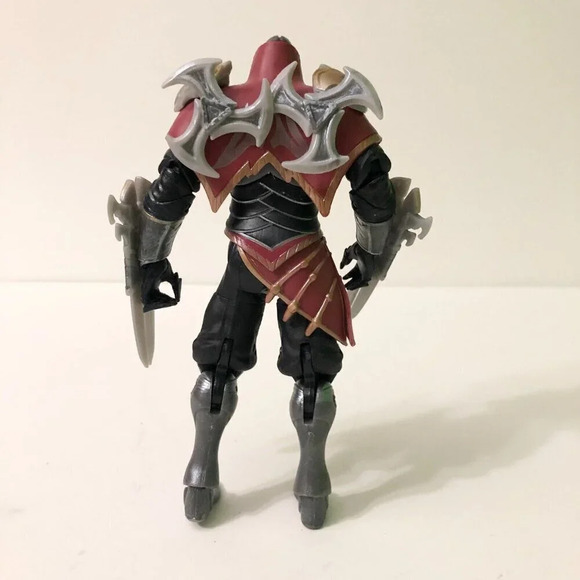 League of Legends Zed 6 Inch Tall Action Figure The Champion Collection - Picture 7 of 11